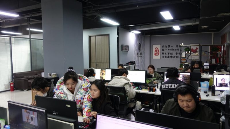 三维动画制作，显示器选择的关键因素揭秘